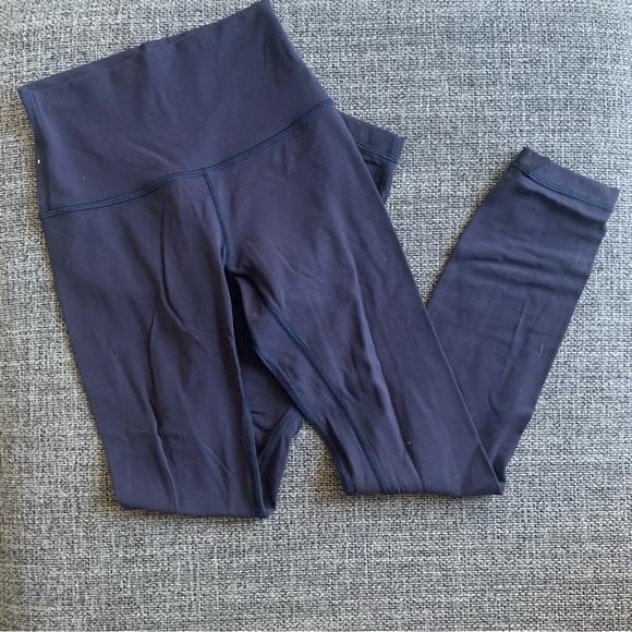 Cropped Lululemon Leggings - Picture 1 of 3